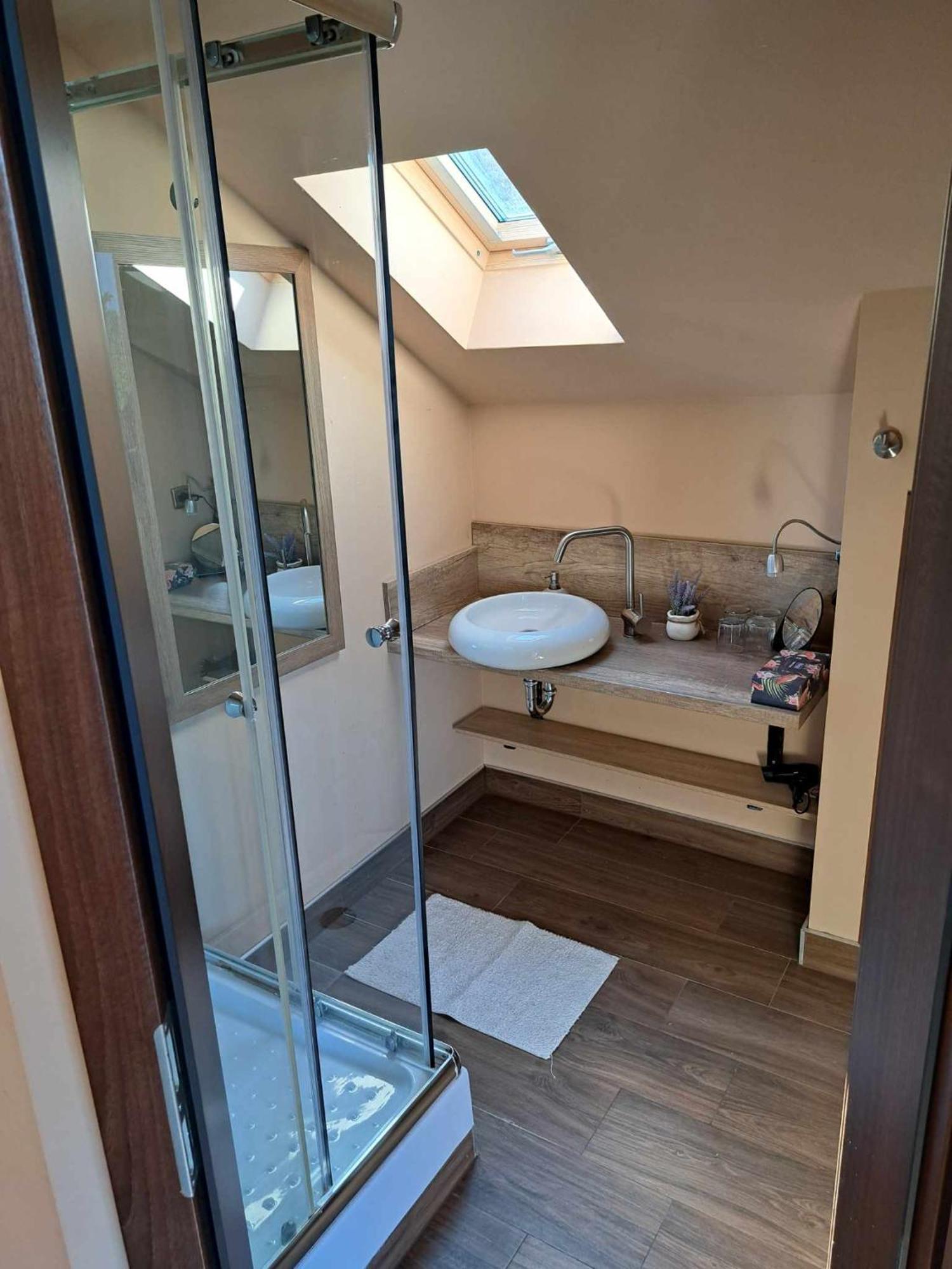 Happy Sun Medences Apartman Шиофок Экстерьер фото