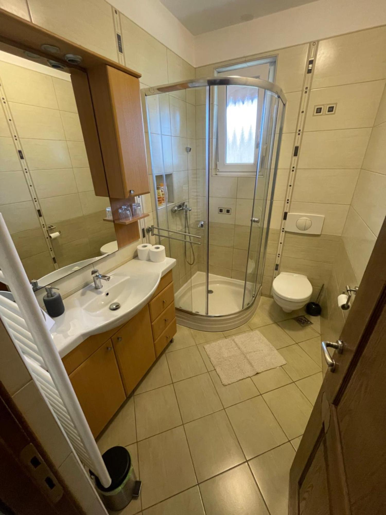 Happy Sun Medences Apartman Шиофок Экстерьер фото