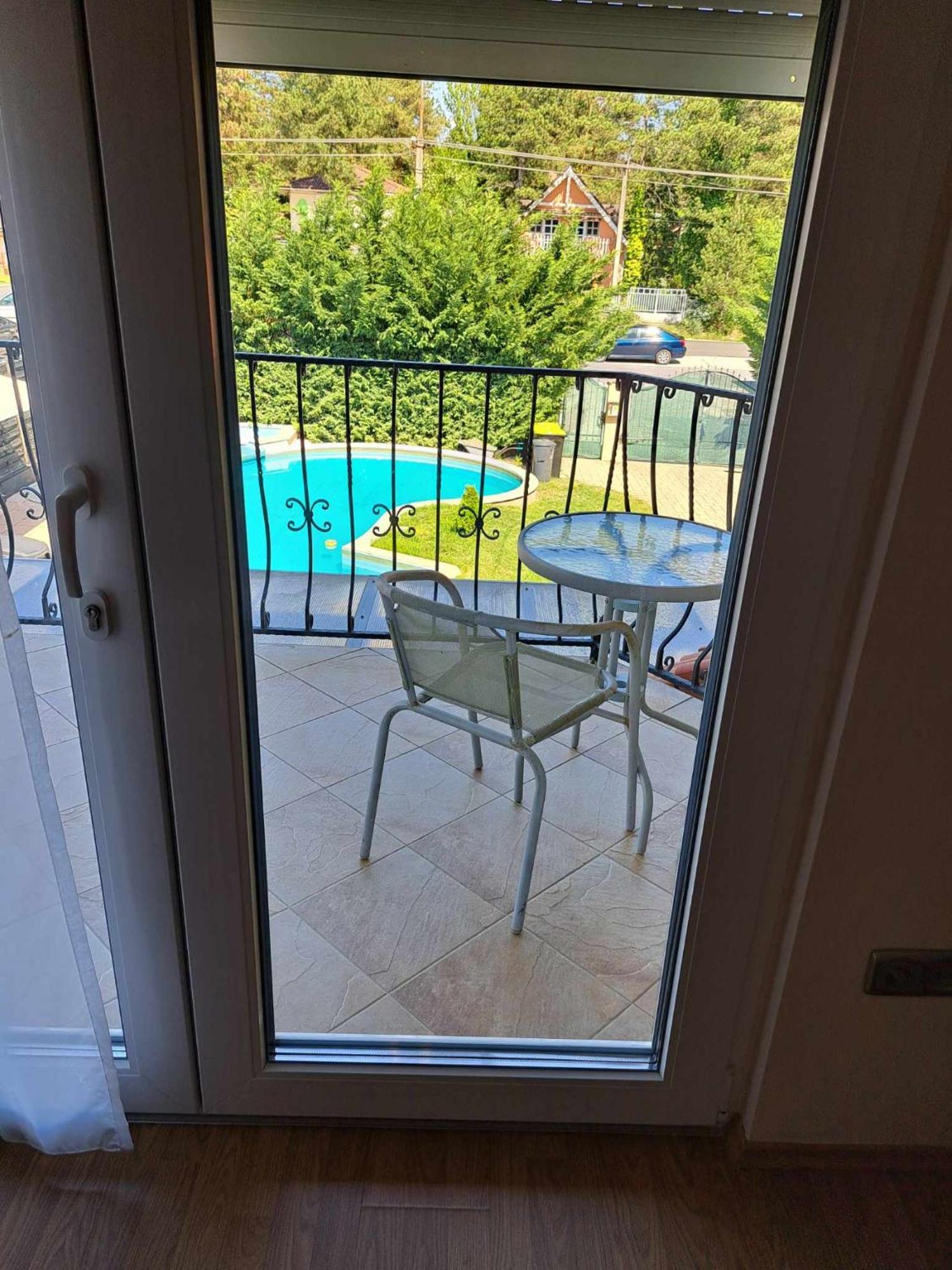 Happy Sun Medences Apartman Шиофок Экстерьер фото