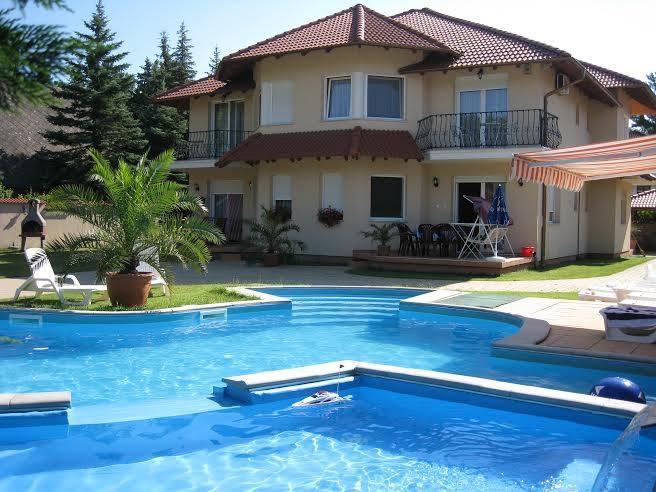 Happy Sun Medences Apartman Шиофок Экстерьер фото