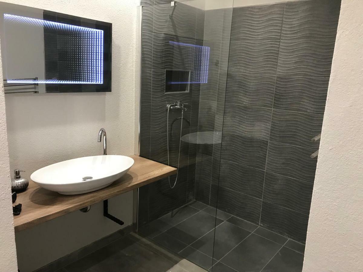 Happy Sun Medences Apartman Шиофок Экстерьер фото
